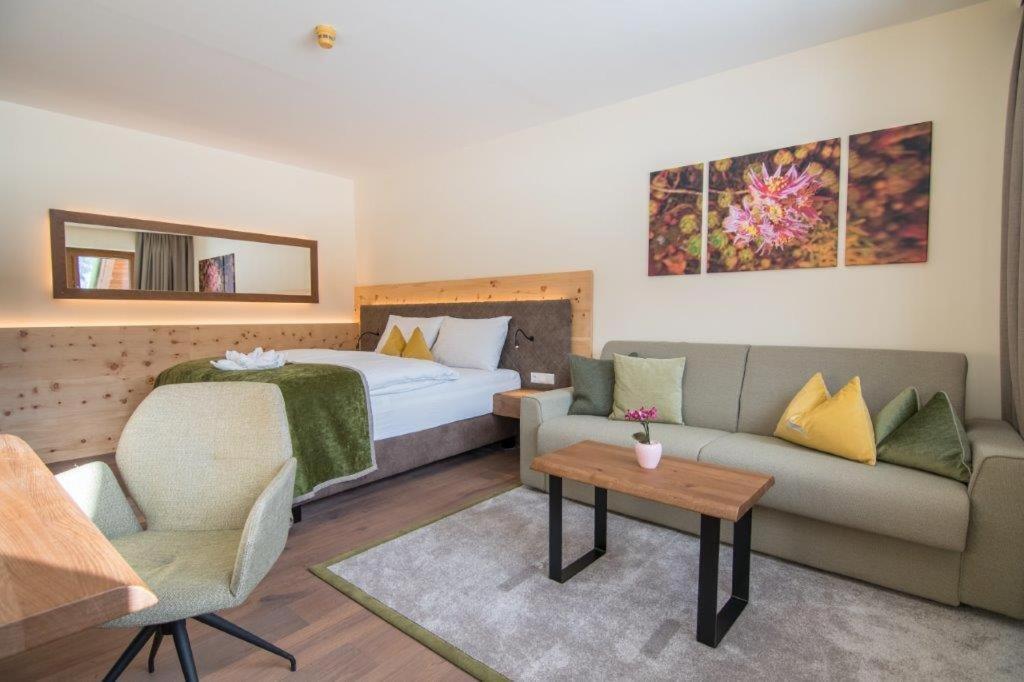 Seehotel Jägerwirt Turracher Hohe Exterior foto