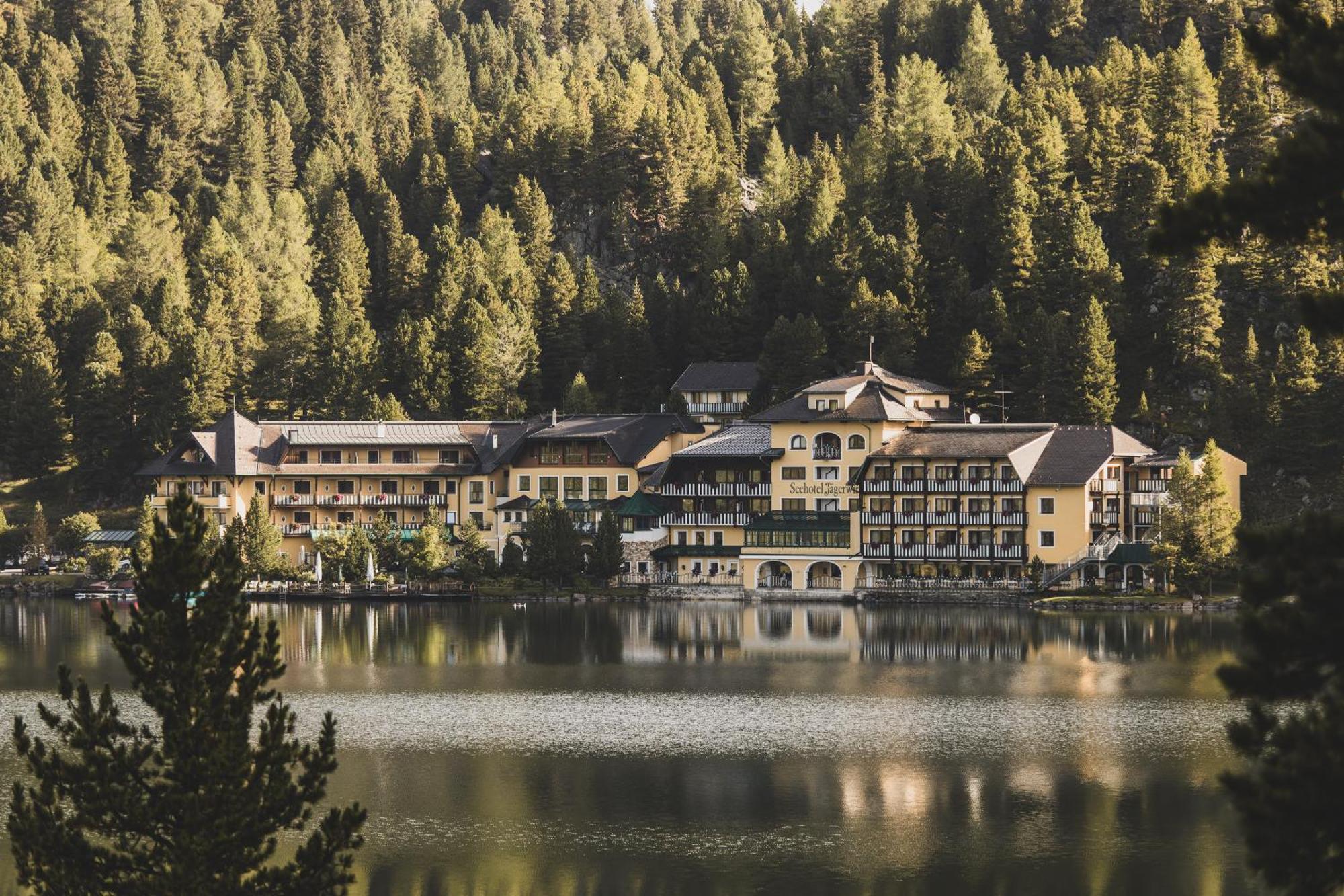Seehotel Jägerwirt Turracher Hohe Exterior foto