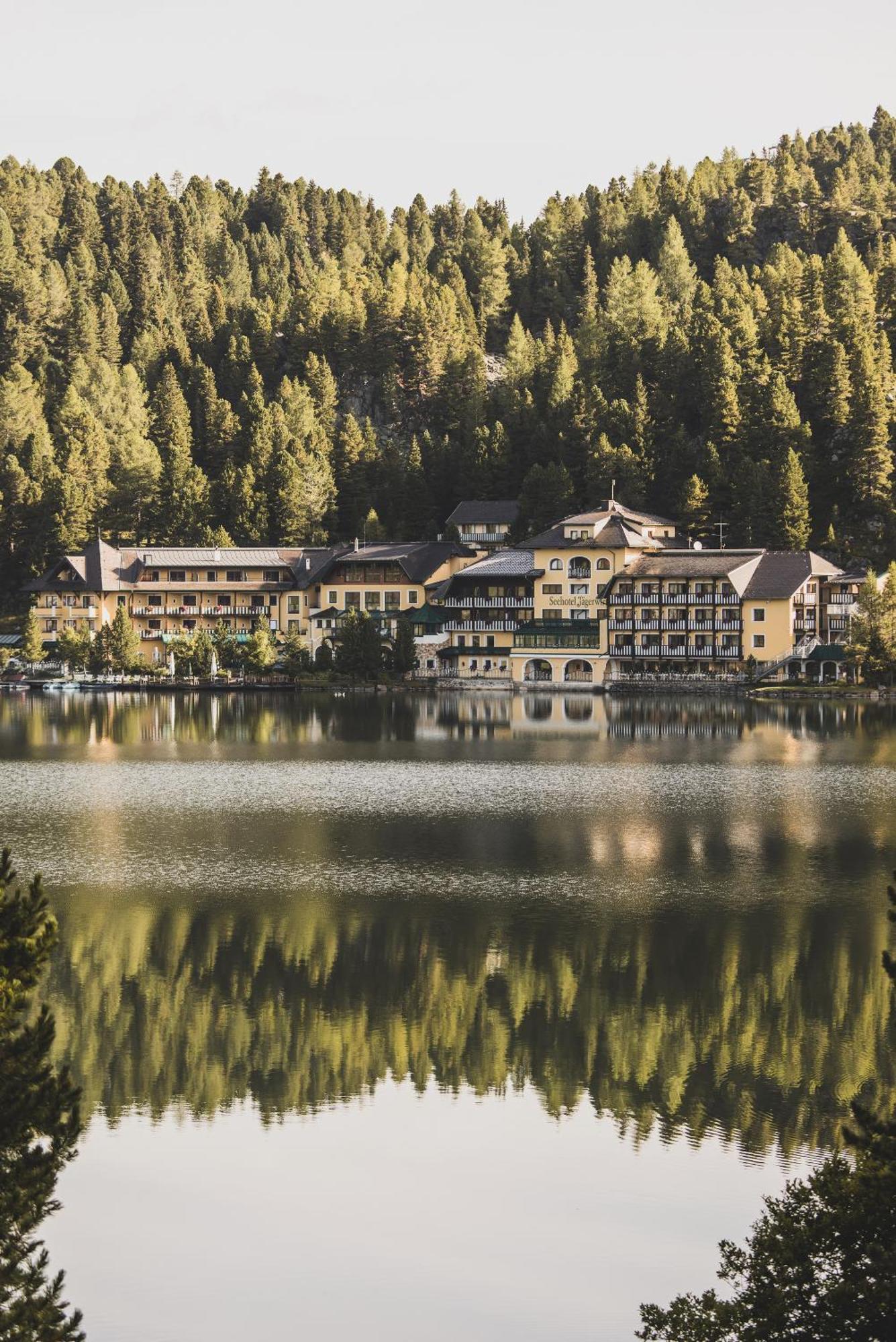 Seehotel Jägerwirt Turracher Hohe Exterior foto
